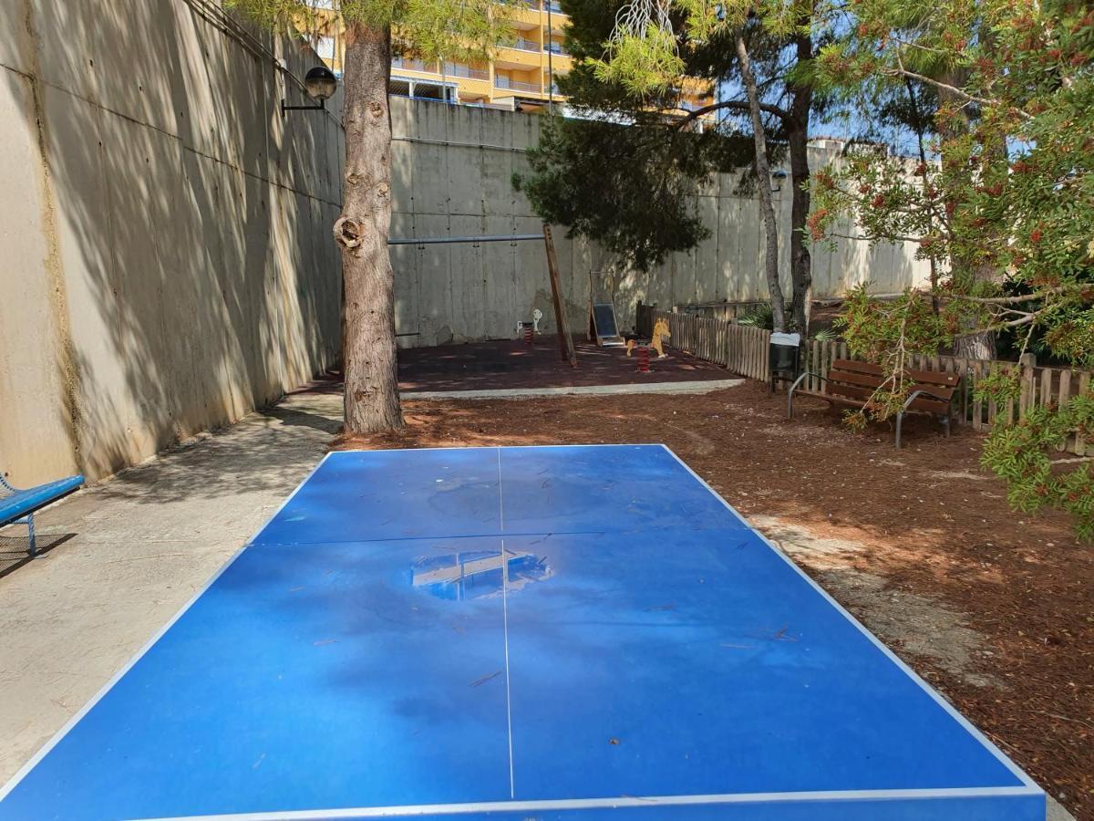 Apartment In Campoamor Overlooking The Swimming Pool מראה חיצוני תמונה